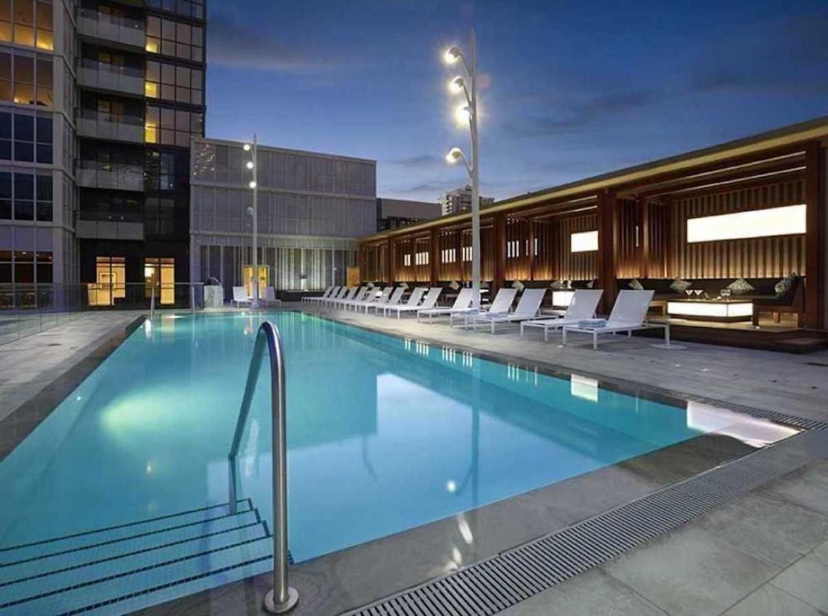 Luxury Condo Prime Location Toronto Exteriör bild